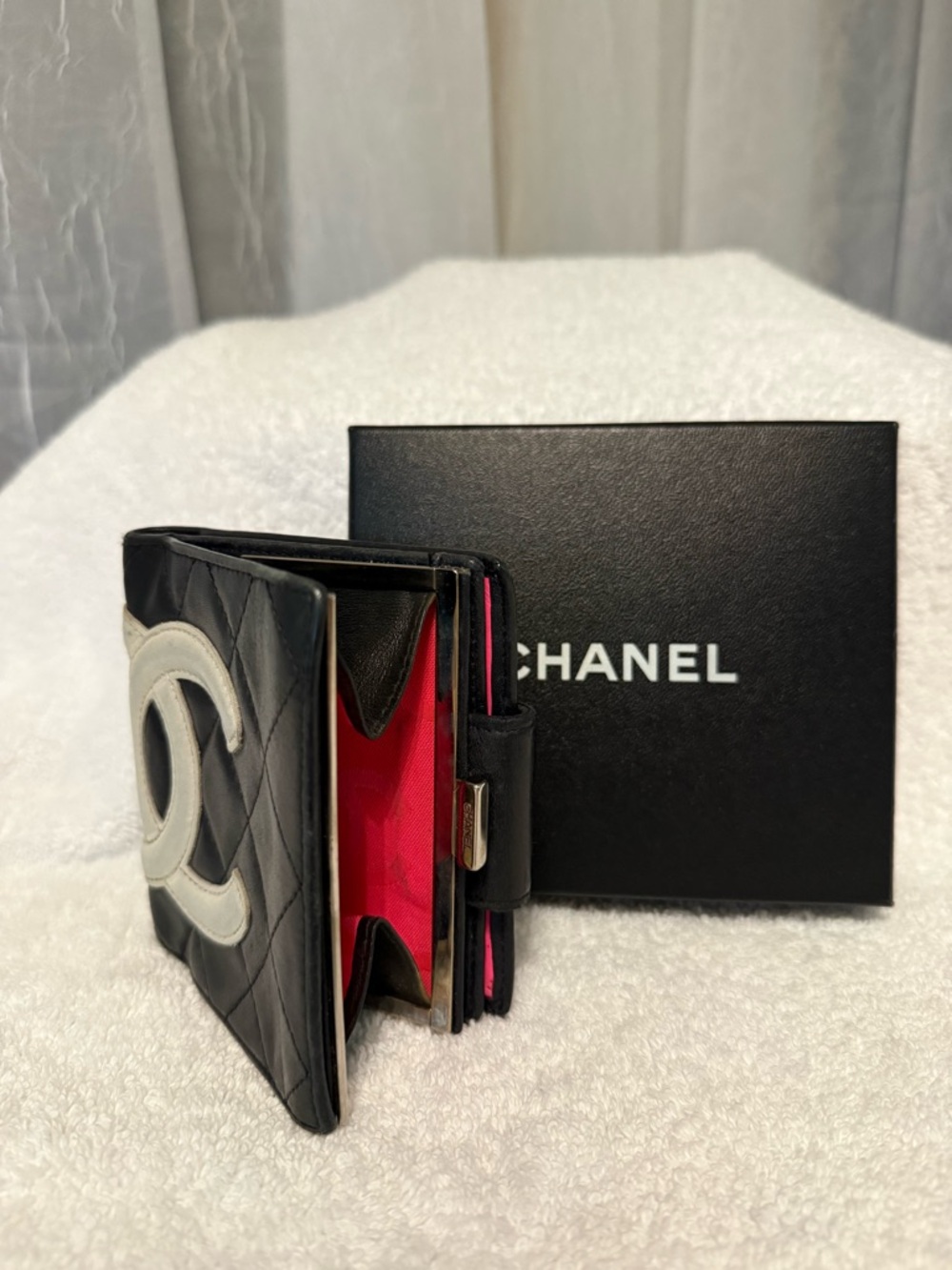 CHANEL Vintage Black Quilted Lamb Skin  Leather Bifold Wallet with Pink Interior